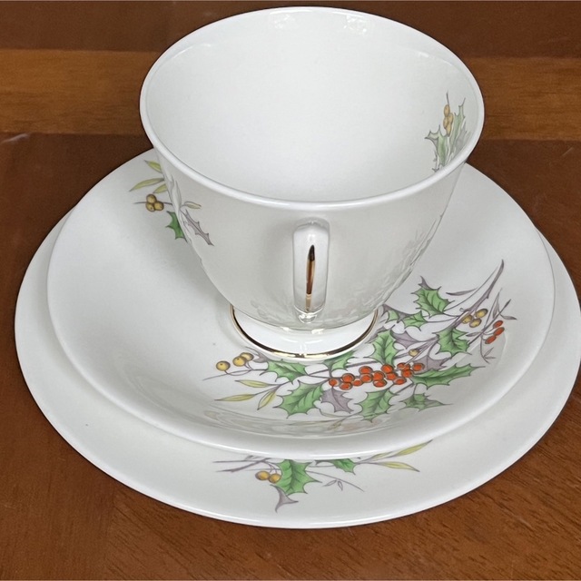 英国ビンテージ】ロイヤルアルバート☆HOLLY☆トリオ 英国ビンテージ