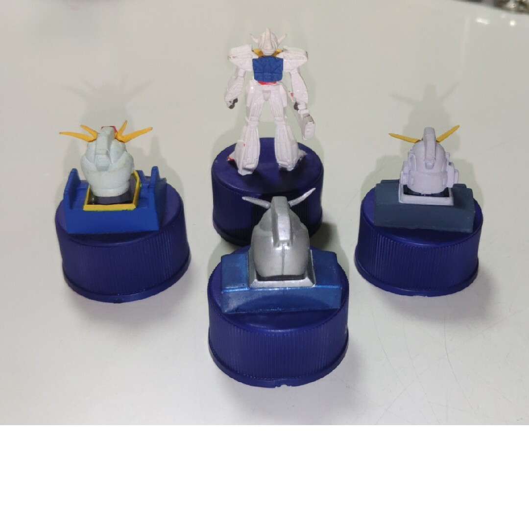 ペプシコーラ ガンダム ボトルキャップ フィギュア シークレットあり