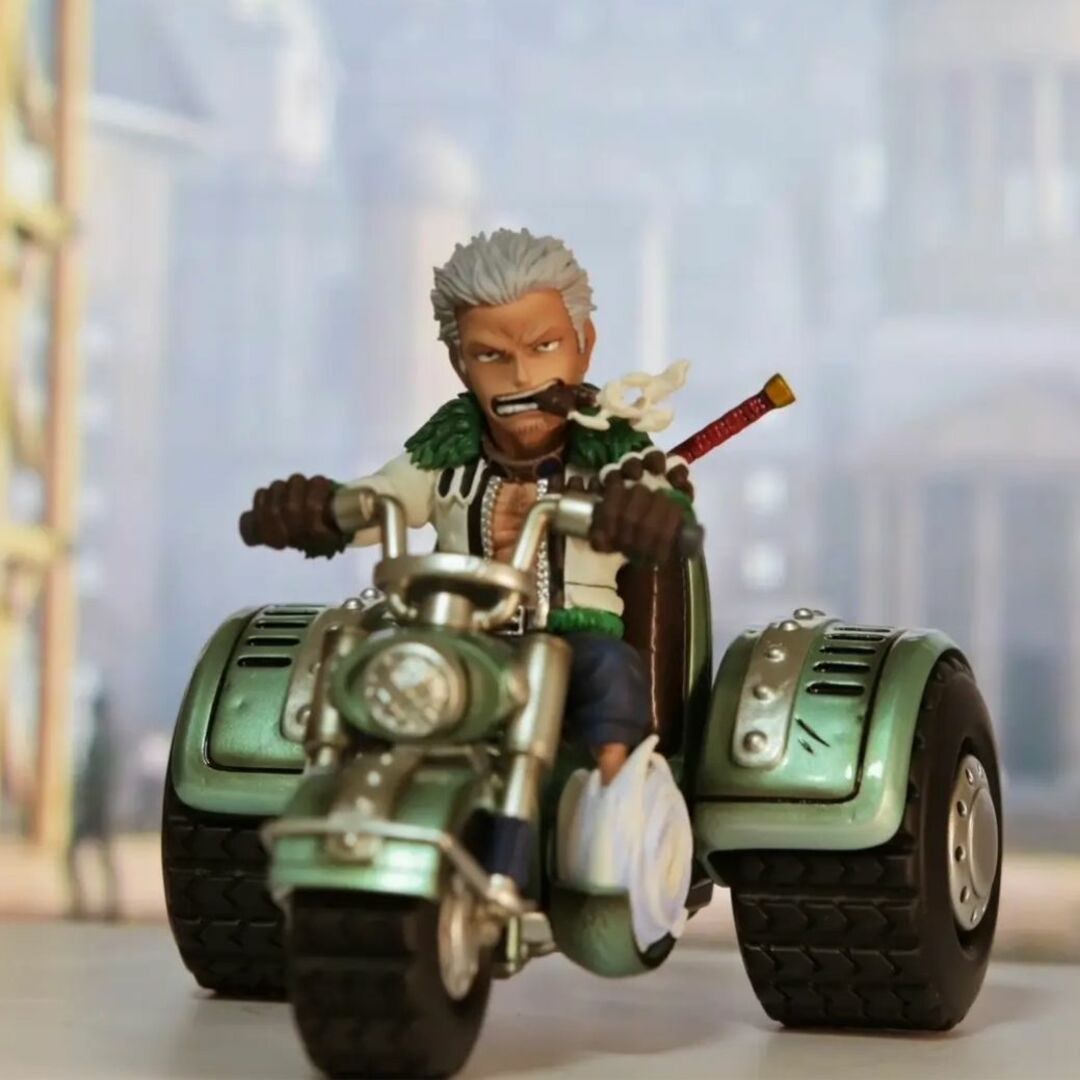 ワンピース ビローアバイク スモーカー フィギュア ガレージキット