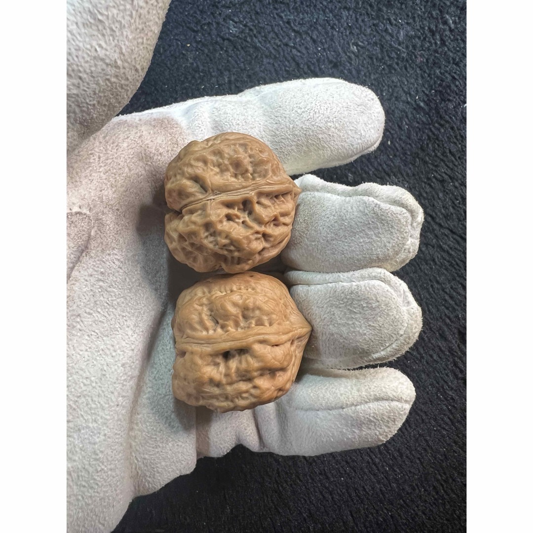 遊ぶ胡桃文玩核桃クルミX型核桃セット313532/38.4g/JST25089の通販 by