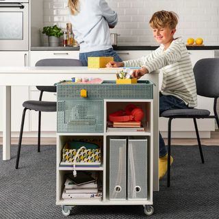 IKEA - 送料込 新品 イケア IKEA トレービー traby シェルフ 80x80の