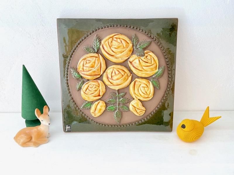 Jie Gantofta ジィ・ガントフタ 壁かけ 陶板 野バラ 薔薇の花