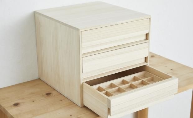 増田桐箱店×七緒」帯留めケース - こまものや七緒 オンラインショップ