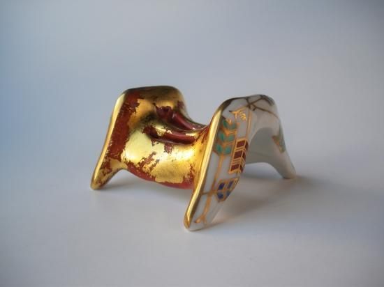 色絵 鞍蓋置 (共箱)高野昭阿弥 - 茶道具販売 栗林園