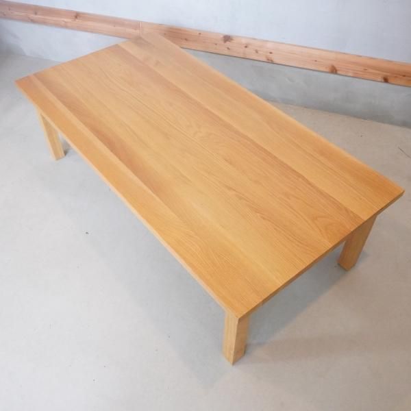 無印良品(MUJI)の人気のオーク無垢材 ローテーブルです！引出し付