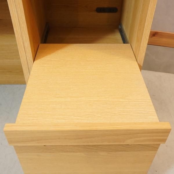 人気のunico(ウニコ)よりLOM(ロム)シリーズ のレンジボードです