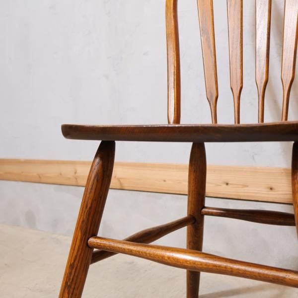 Shin Lee(シンリー)のレッドオーク材 ダイニングチェア 2脚セットです