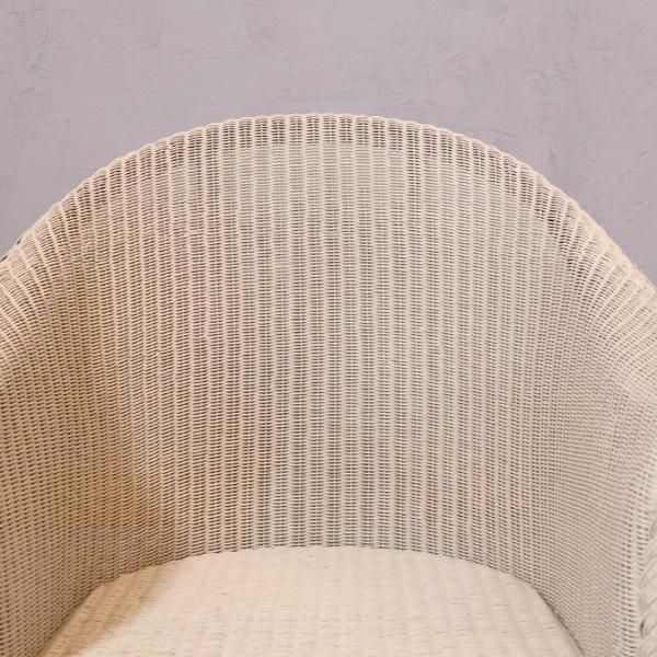 LLOYD LOOM(ロイドルーム)のNo.64 アームチェアです。ペーパーコードを