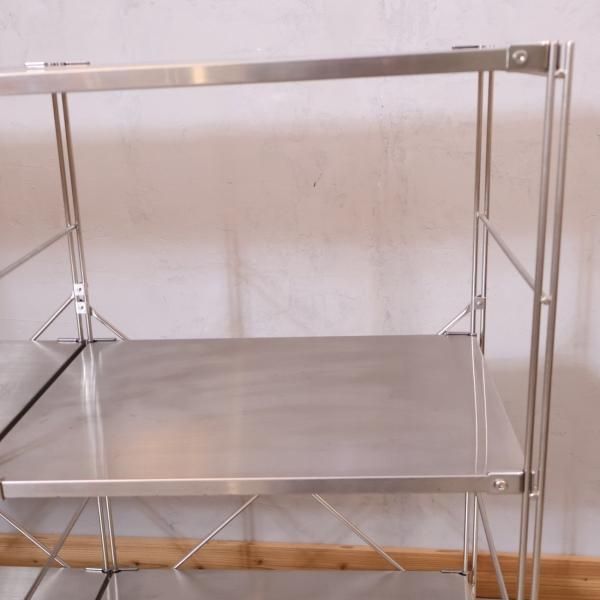無印良品(MUJI)の人気のステンレスユニットシェルフです。ちょっとした