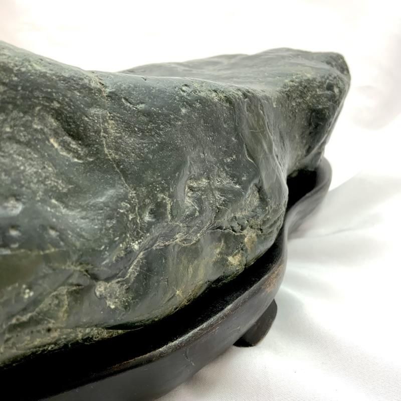 神居古潭石 (輝緑) 原石 】 かむいこたん 北海道 きりょく 置物 鑑賞石