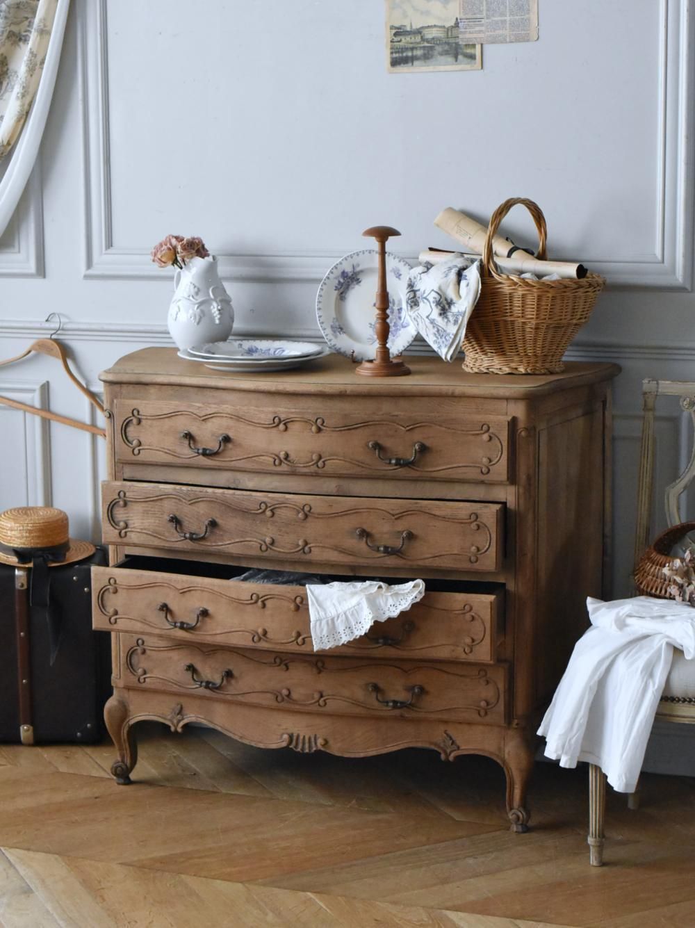 すみれさま イタリア製 象嵌チェスト クラシカル家具 エレガント