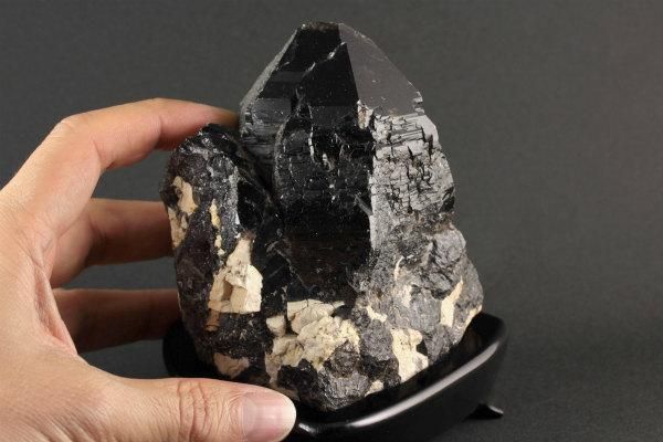 天然黒水晶(モリオン) 原石 597g｜天然石 原石 通販のキラリ石