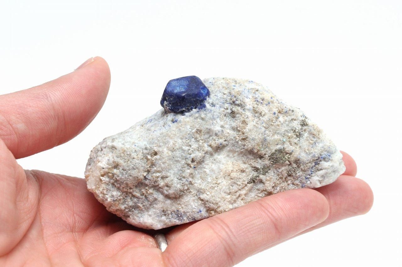 アフガニスタン産ラズライト原石 LAZOR-008｜直観力と洞察力を高める