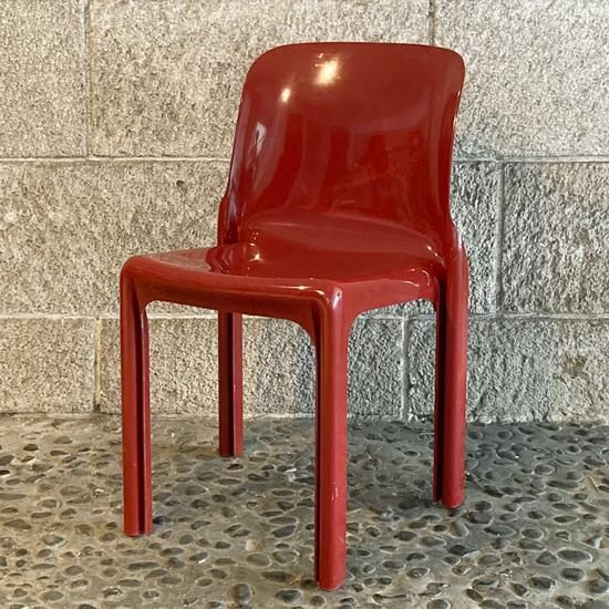 Vintage Furniture: Selene Chair / Vico Magistretti