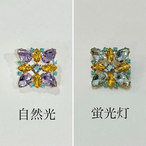 チェコ製 アレキサンドライトガラスのブローチ 四角 - チェコ雑貨と