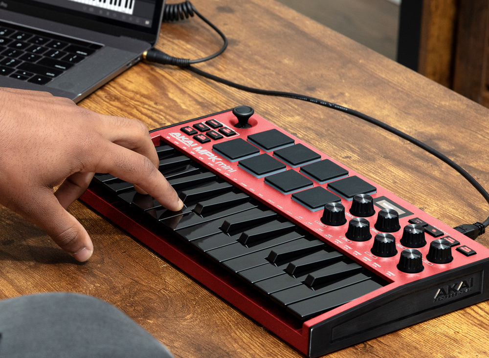 AKAI MPK mini MK3 Red | MPCパッド搭載ミニ鍵仕様のMIDI