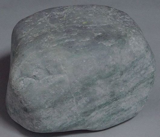 ラベンダー翡翠・入コン沢の青翡翠・海岸の青翡翠・桃簾石・コランダム