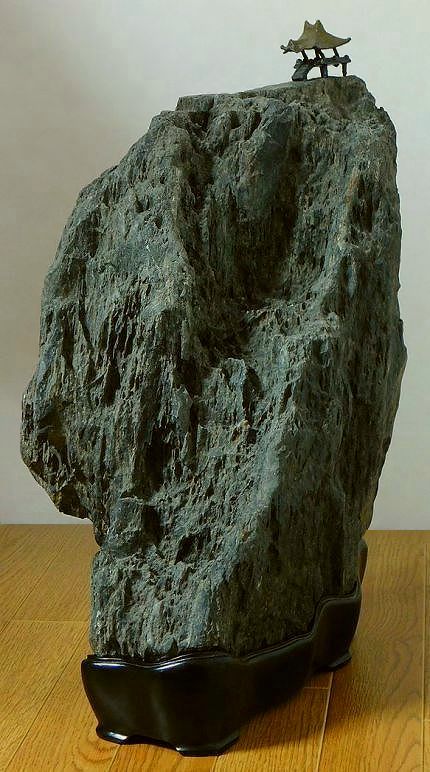 緋山酔恭「山水石美術館」 全国の水石・美石を紹介 佐治川石・若狭三倉石