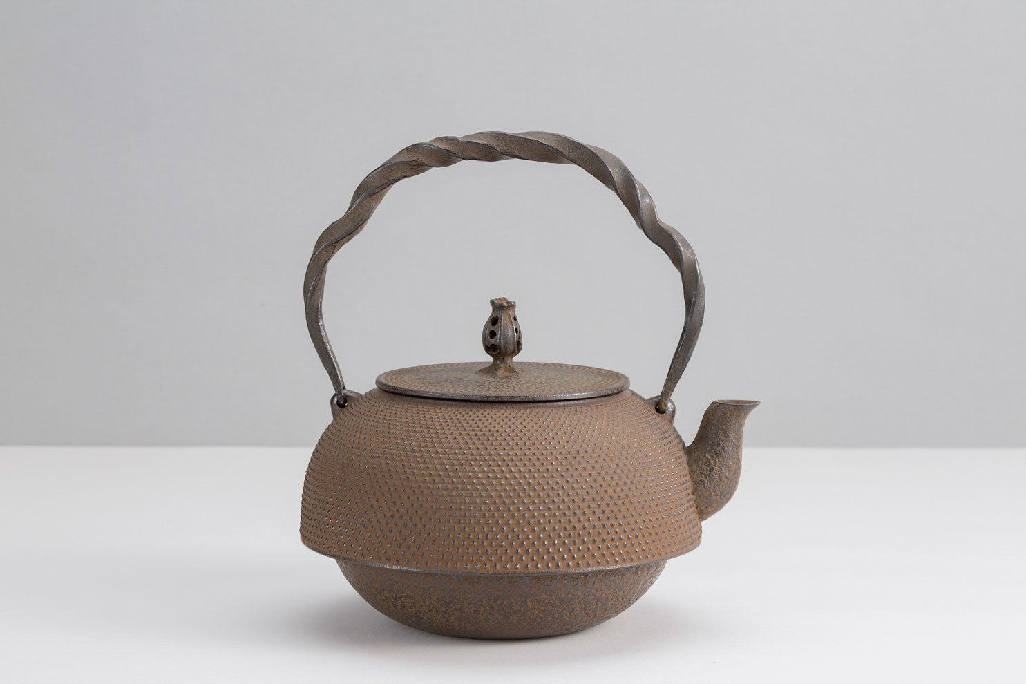 鉄瓶 18型千鳥アラレ