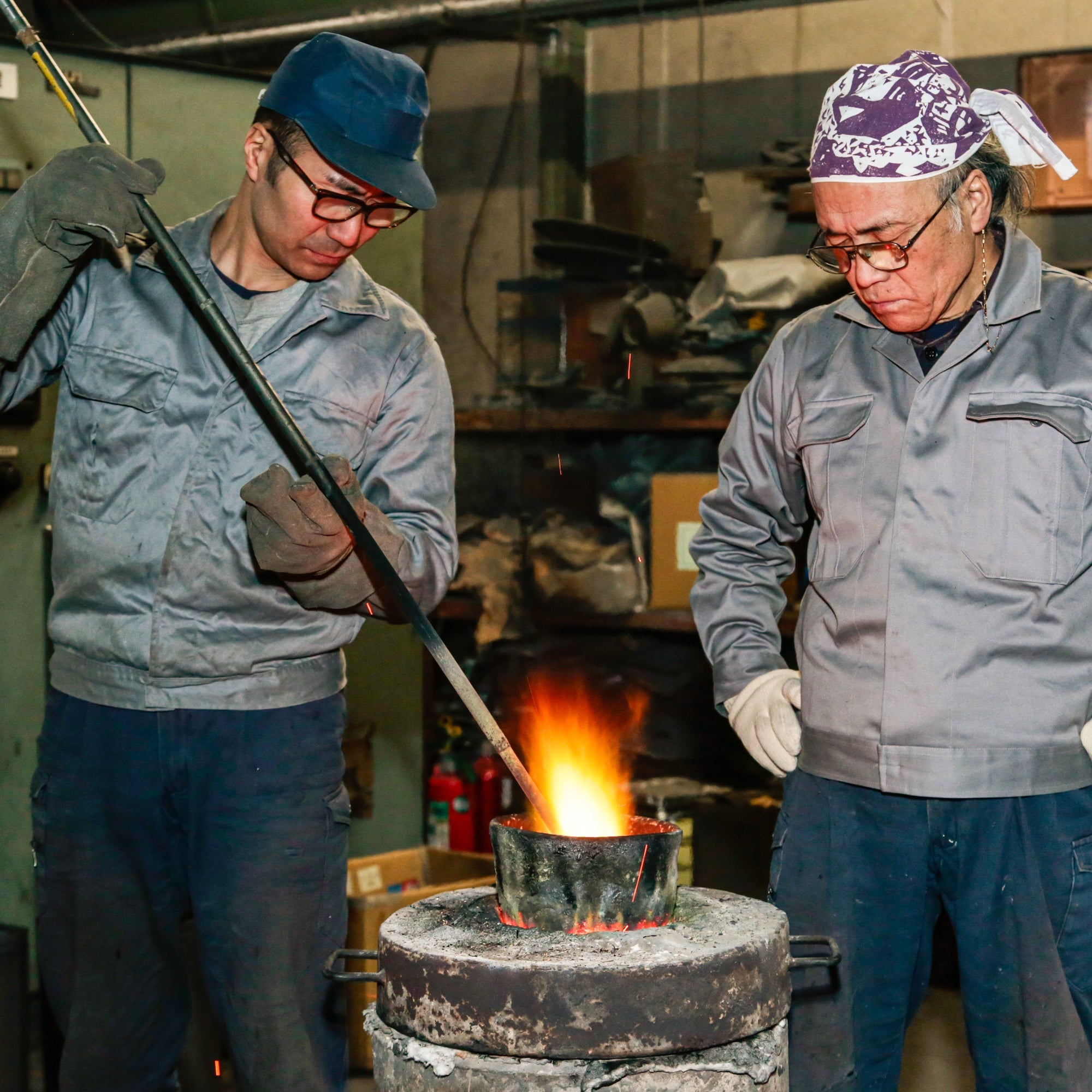 高岡銅器 鉄瓶 | 松竹梅文 | 般若鋳造所