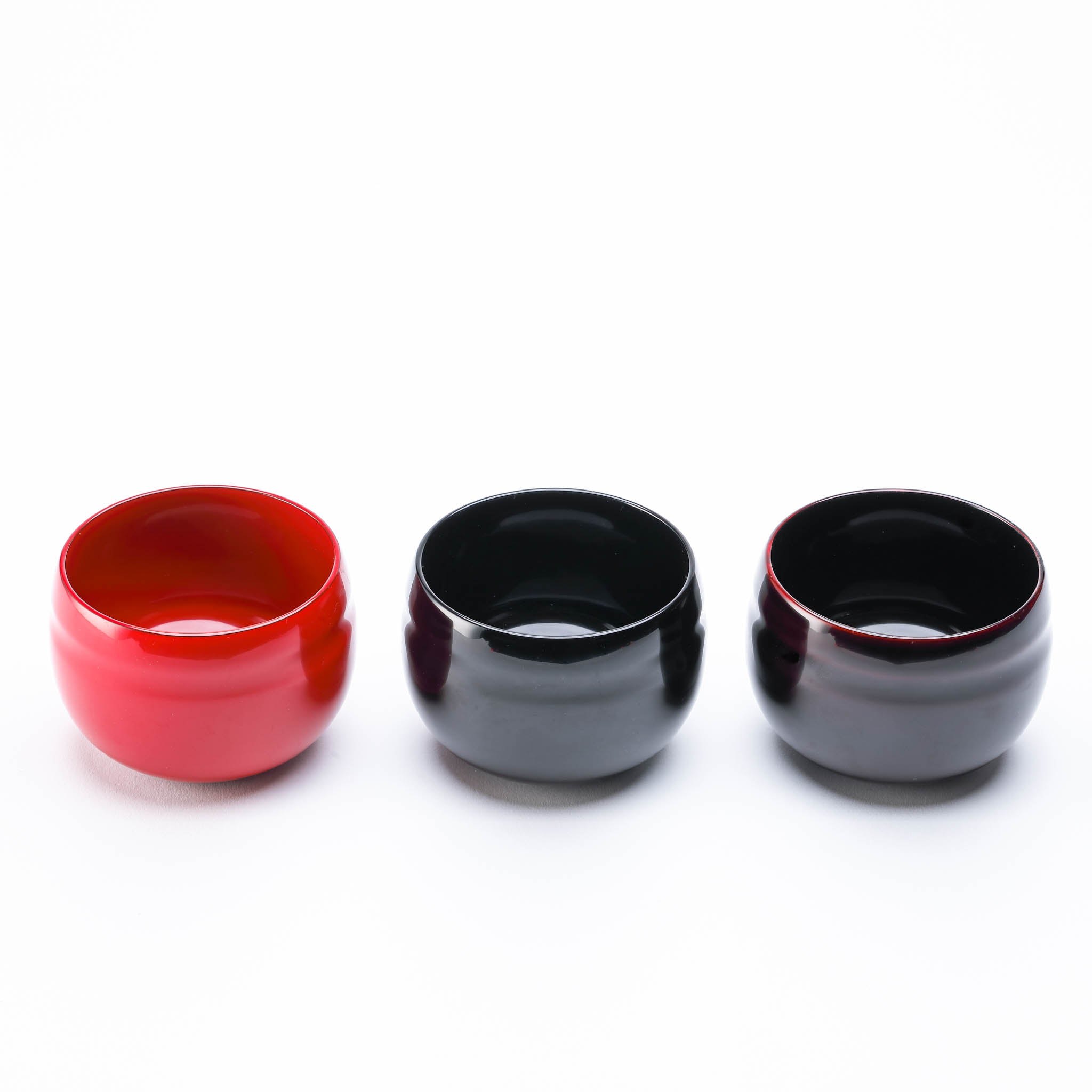 輪島塗 お椀 | てのひら | 溜 | 田谷漆器店【ご納品まで約1年】