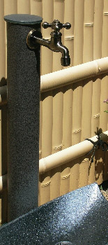 624-146｜カクダイ庭園水栓柱[砂鉄][円柱]