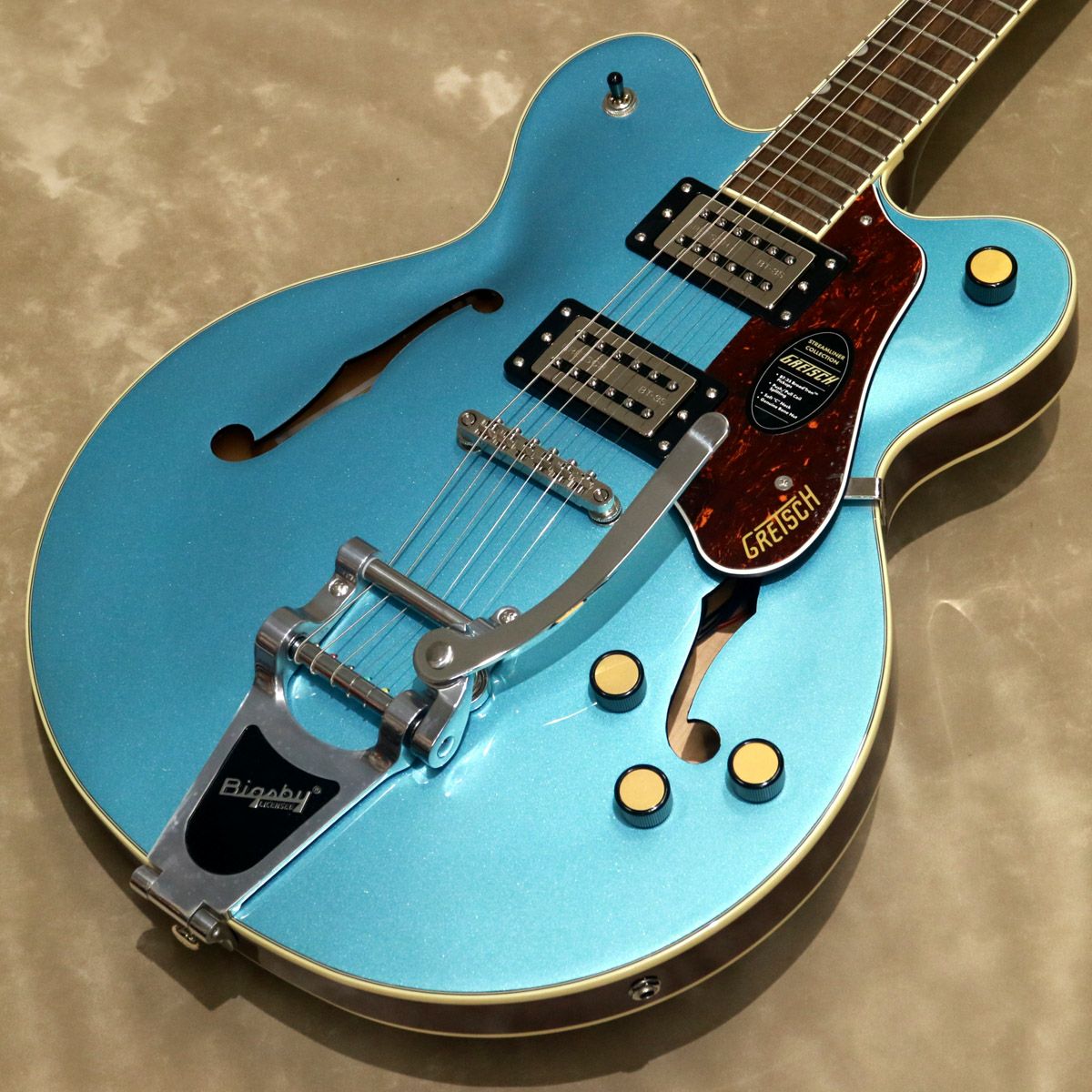 000000011624-01-l.jpg?t=