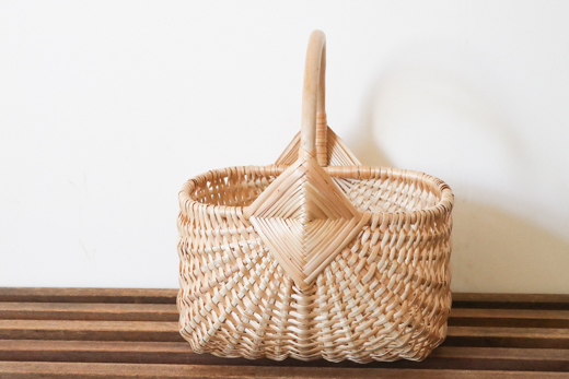 ラトビア ハンドルバスケット