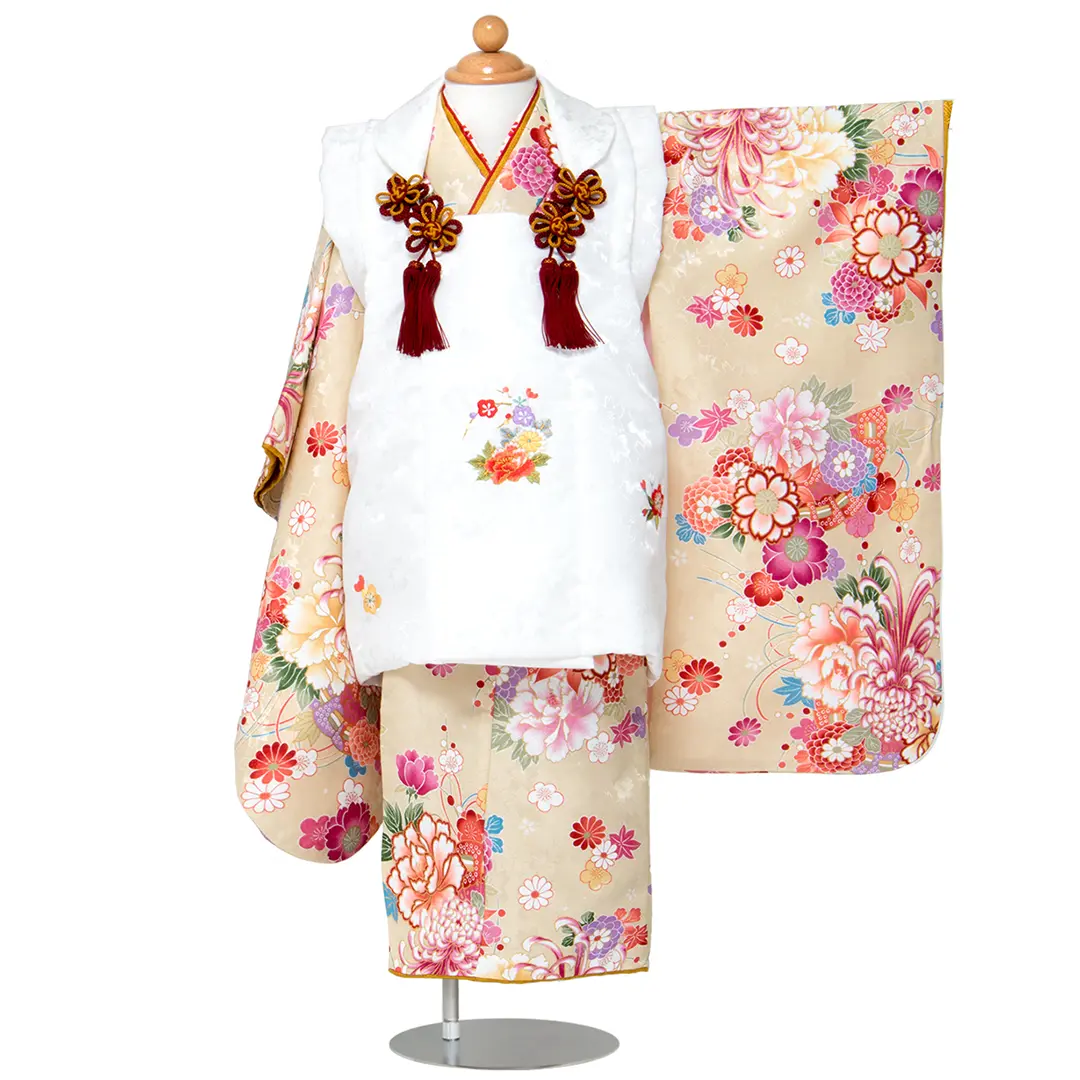 ベージュ地に菊と牡丹の被布コートセット／七五三・三歳女の子* | 宅配