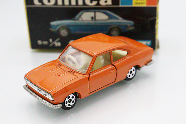 ミニカーショップ ケンボックス トミカ 黒箱☆12-1☆マツダカペラ