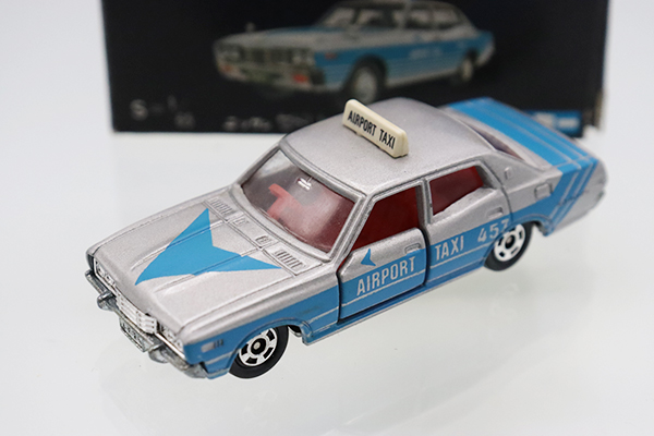 ミニカーショップ ケンボックス トミカ 黒箱☆47-2-2☆日産セドリック