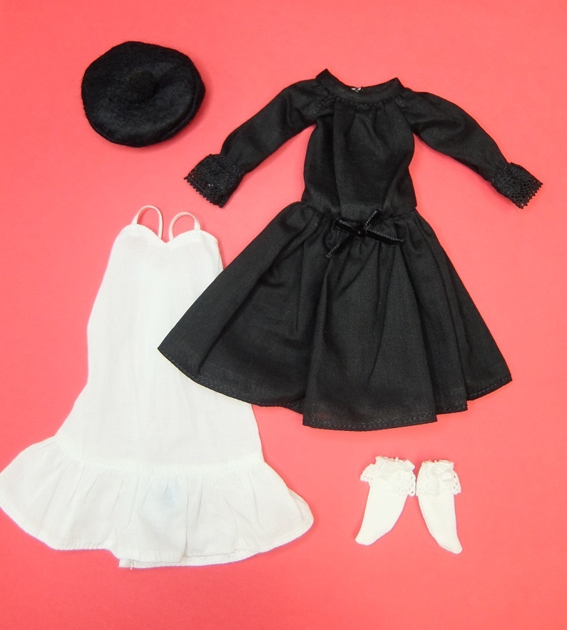 2017年度版日本橋アイコンドレスセット入荷のお知らせ : リカちゃん