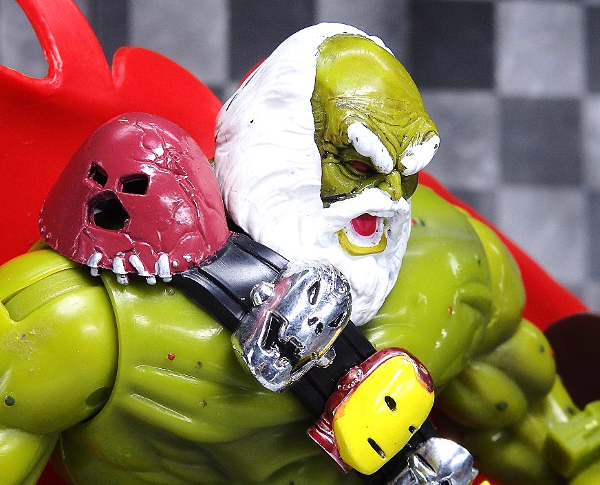 トイビズ インクレディブル・ハルク トランスメーション マエストロ