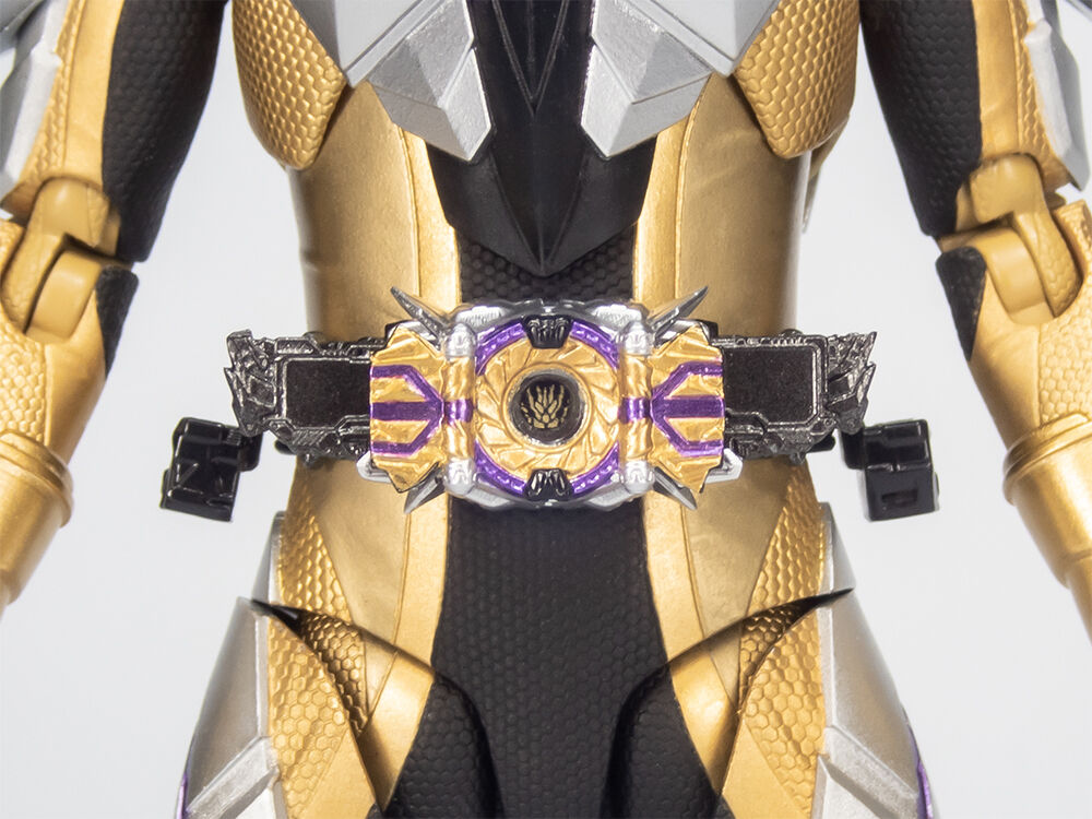 魂ウェブ商店受注中「S.H.Figuarts 仮面ライダーサウザー」撮り下ろし