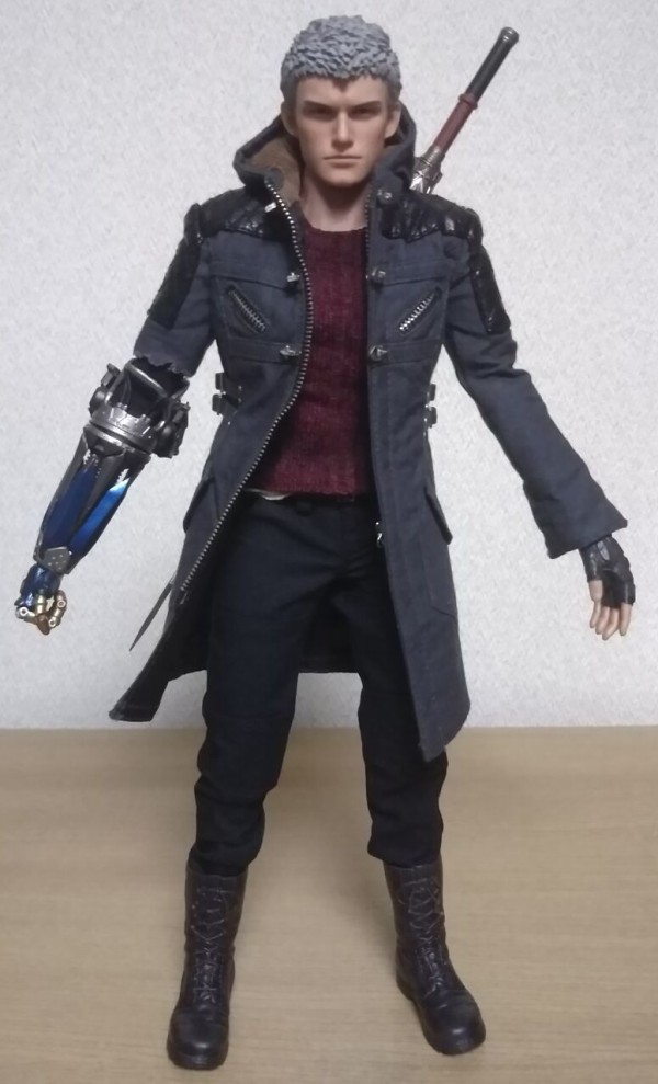 デビルメイクライ5のネロの1/6スケール可動フィギュア♪】ASMUS TOYS