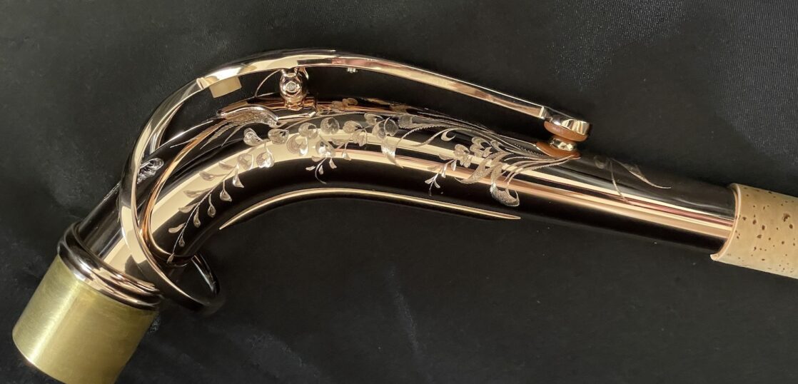 サックスのネックに『藤の花』が咲く | LOVE & HAPPINESS 森脇康晴_