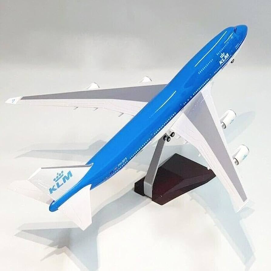 Amazon | 模型飛行機 KLM オランダ航空 B747 LED 1/150 コレクション