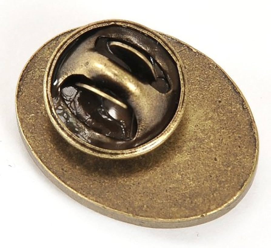 Amazon.co.jp: 女神異聞録ペルソナ 聖エルミン学園 校章ピンズ : Hobbies