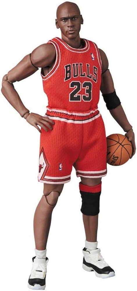 Medicom Toy MAFEX Michael Jordan Chicago Bulls Action Figure 16cm