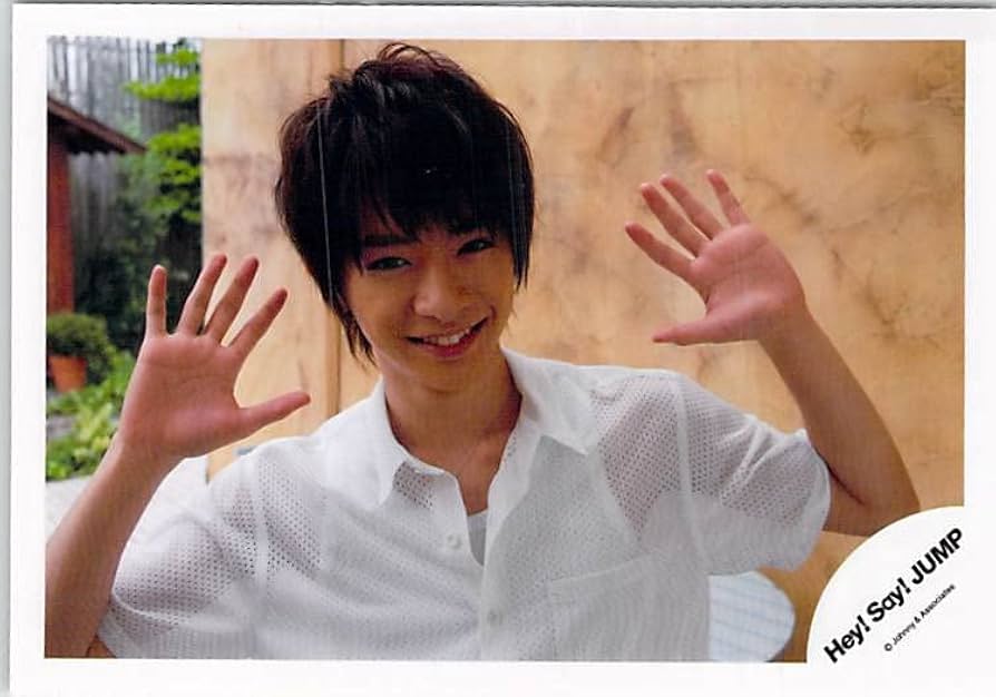 Amazon.co.jp: Hey!Say!Jump 公式写真・知念侑李 写真 フォト