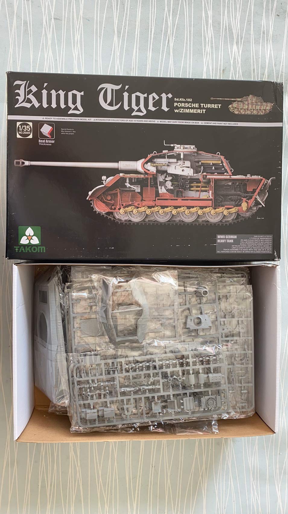 Amazon | タコム 1/35 第二次世界大戦 ドイツ軍重戦車 Sd.Kfz.183