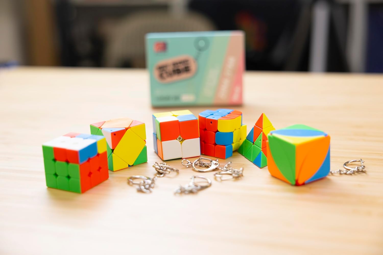 Amazon.com: iYallow Keychain Cube Mini Gift Box - Speed Cube