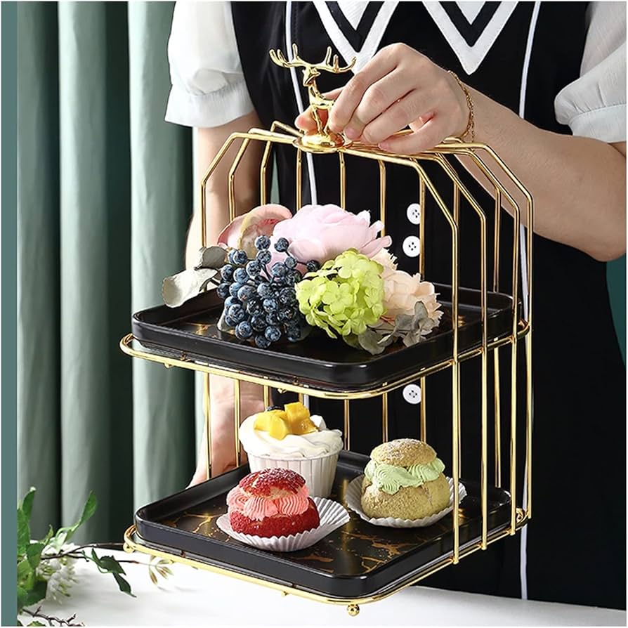 Amazon｜階層型ケーキスタンド クリエイティブ多層アイアンケーキ