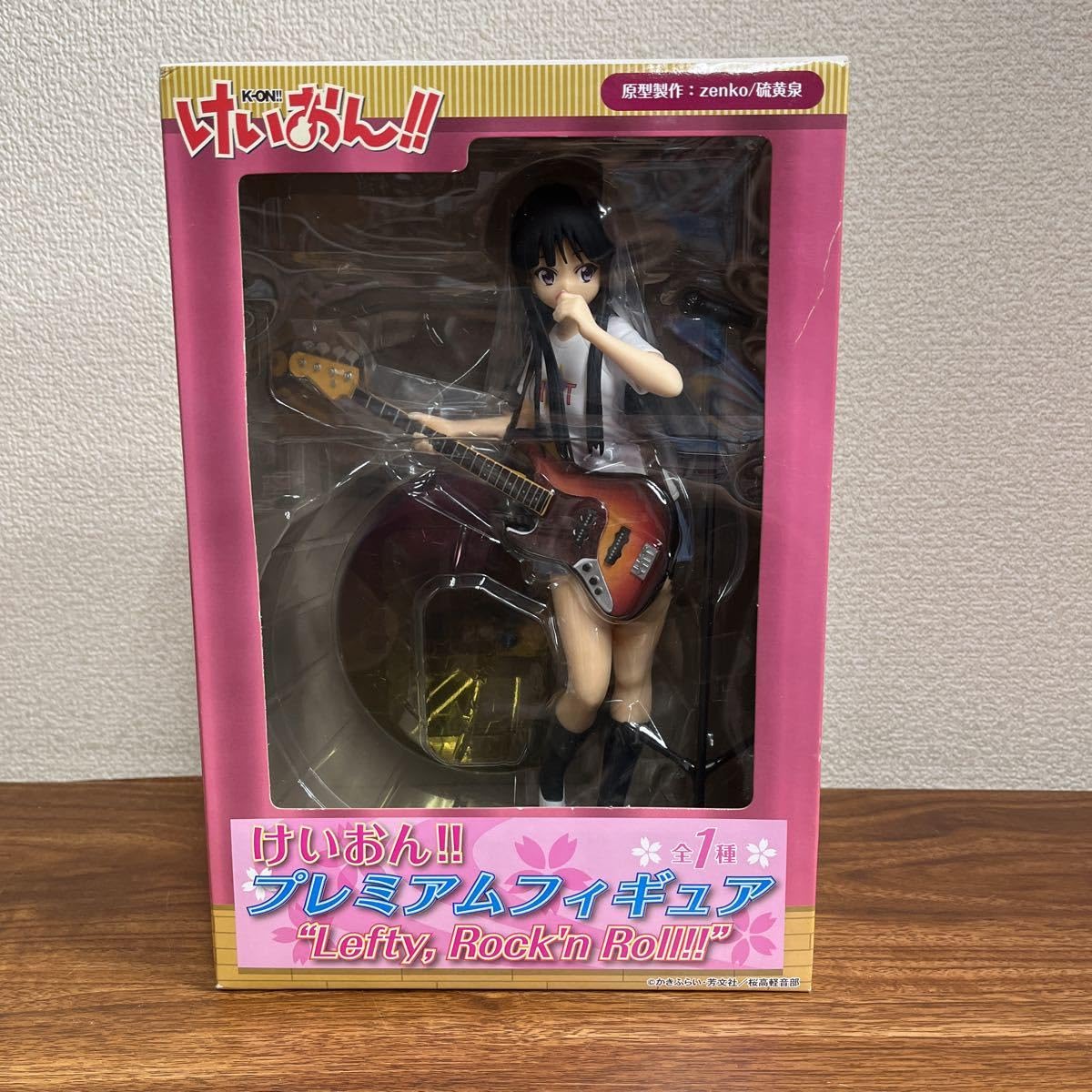 Amazon.co.jp: けいおん!! プレミアムフィギュア Lefty Rock'n Roll