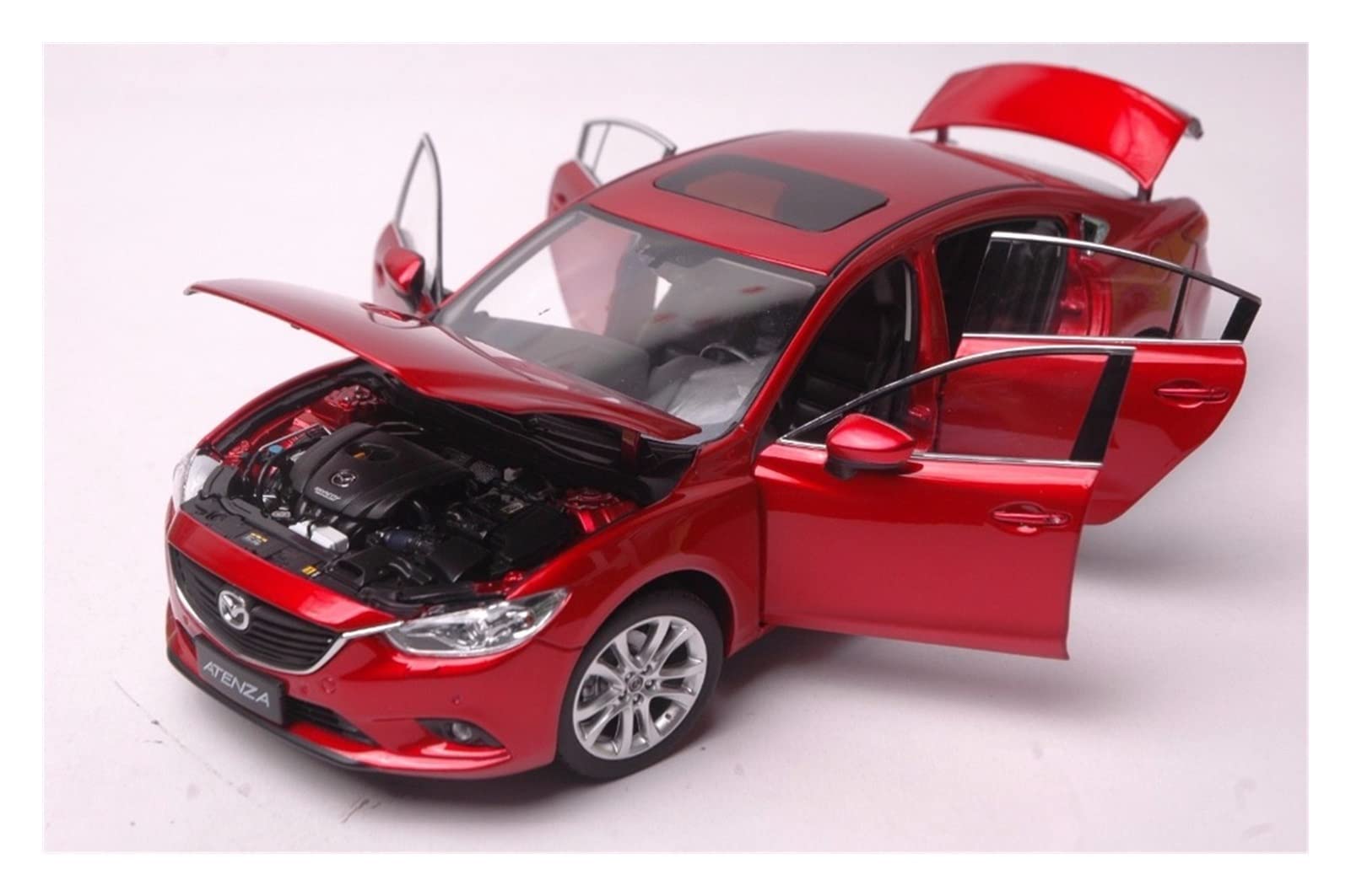 Amazon.co.jp: ダイキャストカー マツダ6アテンザ2014 1：18レッド