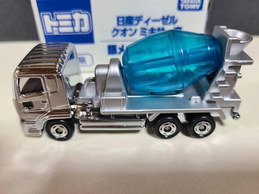 Amazon | トミカ日産ディーゼル クオン ミキサー車 銀メッキバージョン
