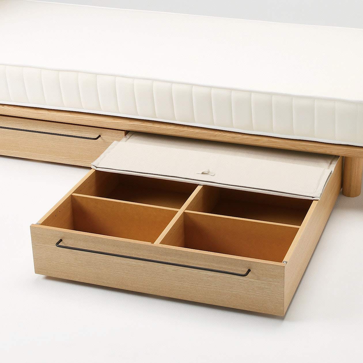 Amazon｜無印良品 ポリエステル綿麻混・木製ベッドフレーム下収納・大