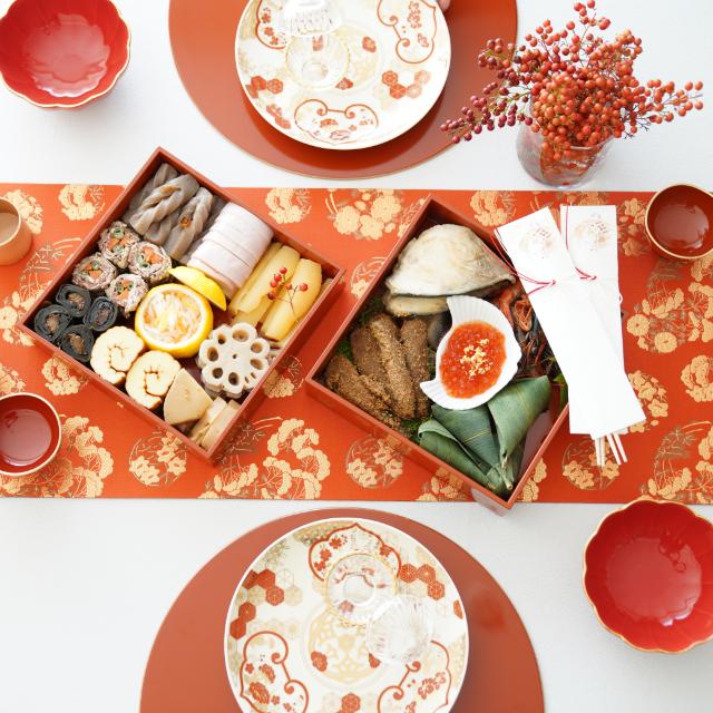 西陣織 花丸紋 テーブルランナー 朱 ｜ 四季折々のおしゃれな和食器