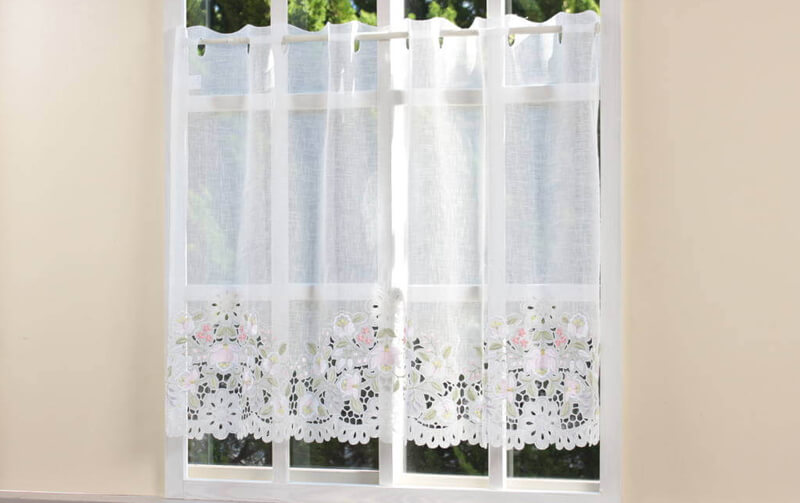 Danube カロチャ調刺繍 カフェカーテン 約120×75cm｜インテリアレース