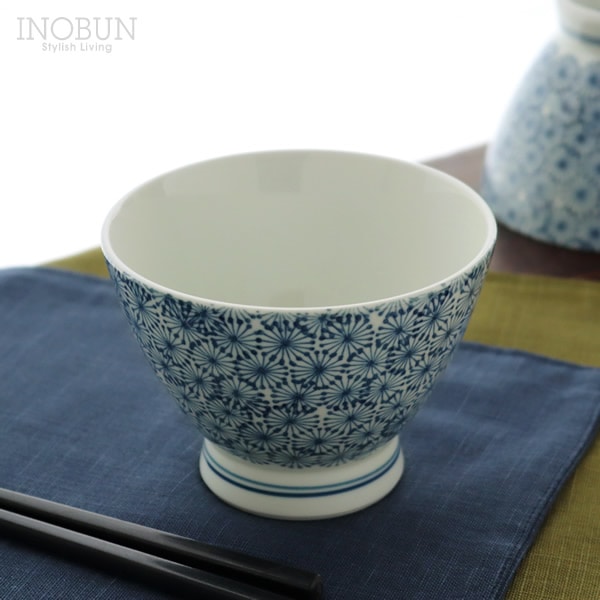 亀甲紋 くらわんか碗 青 波佐見焼 茶碗 日本製 西海陶器 新生活